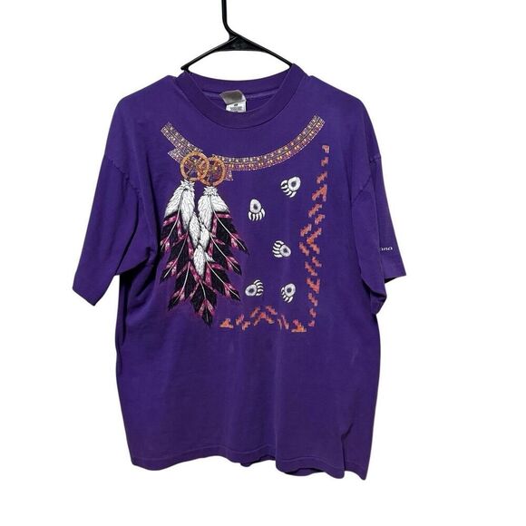 VTG  Single Stitch Native American Feather and Bear Print Purple T-Shirt Size XL - Picture 1 of 5